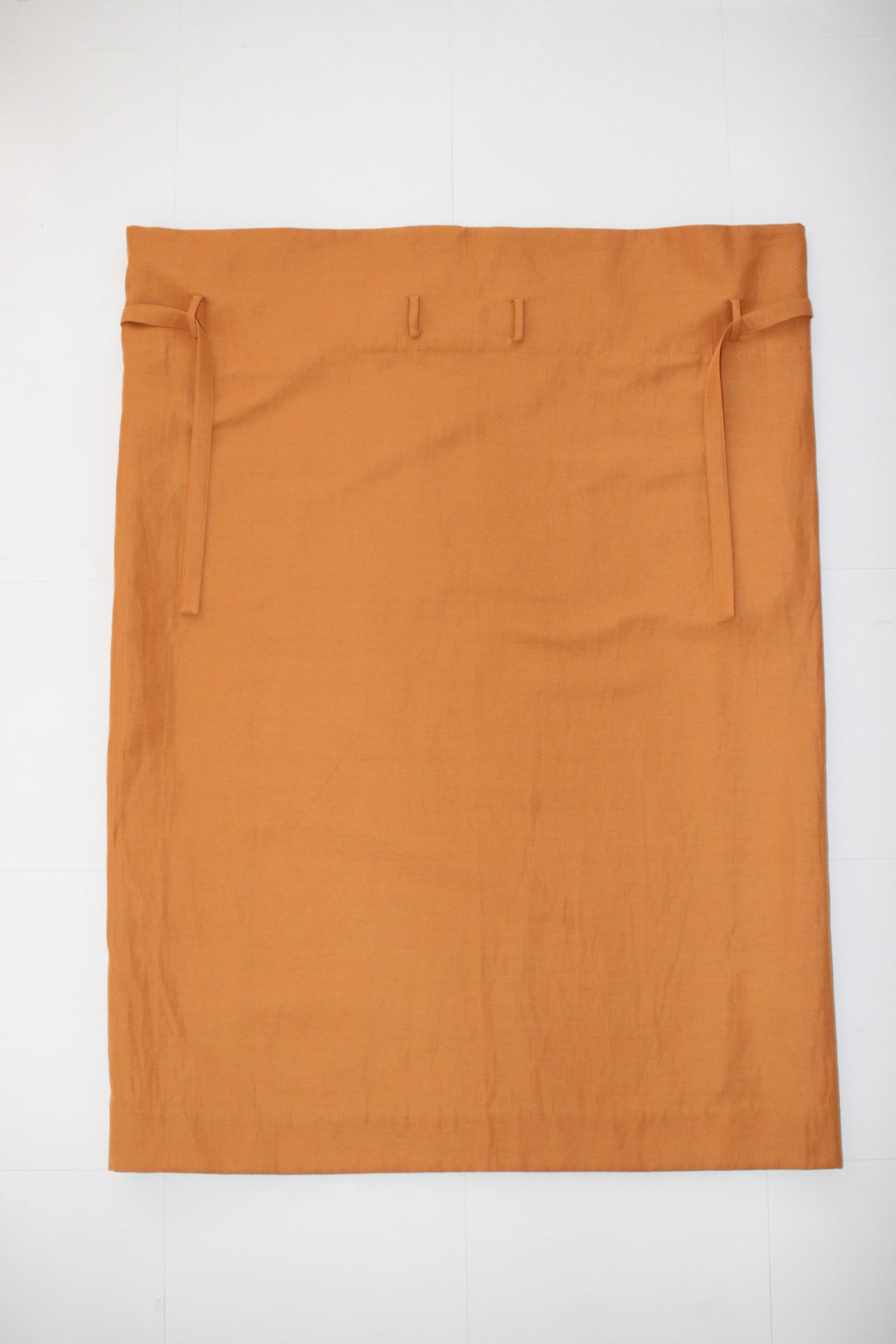 #303 SARONG APRON