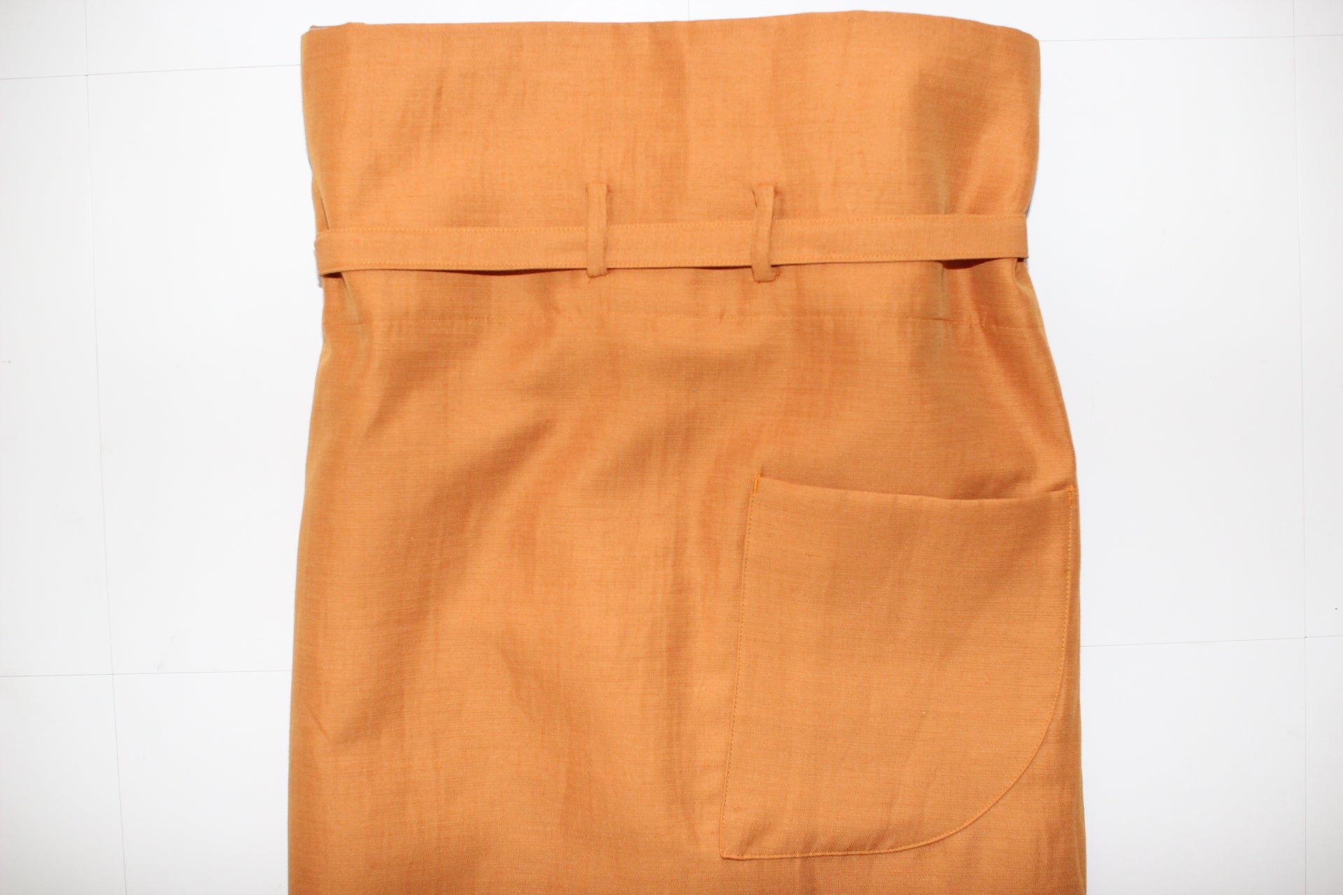 #303 SARONG APRON