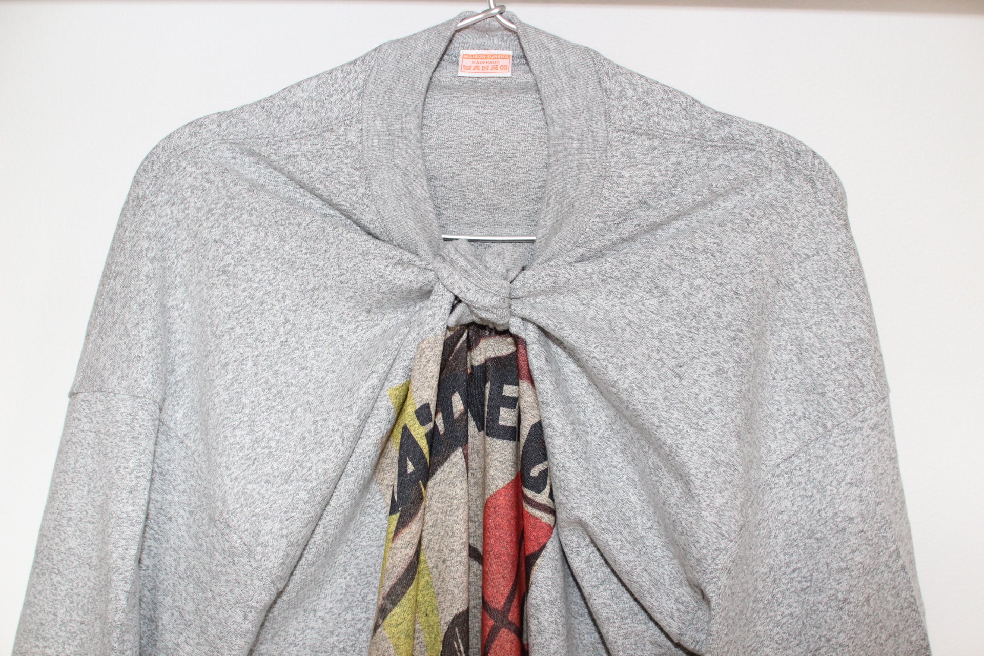 #295 KNOT PRINT BIG T