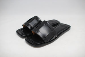 #313 RANDOM MESH SANDAL