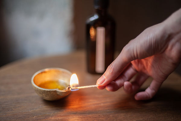 RYOKO / AGNI : OIL LAMP TREASURE BOX