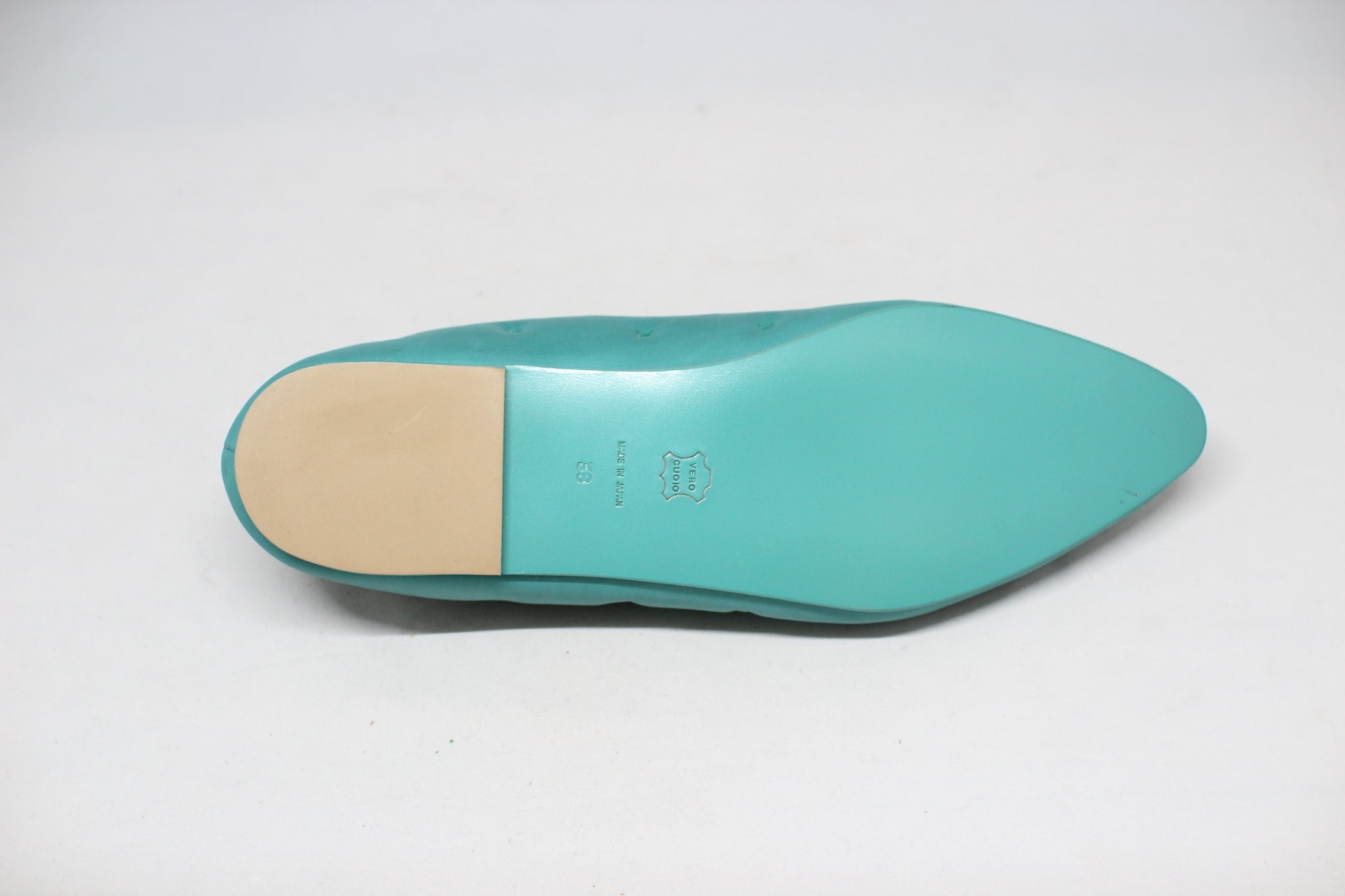 #135 KILTING FLAT SHOES