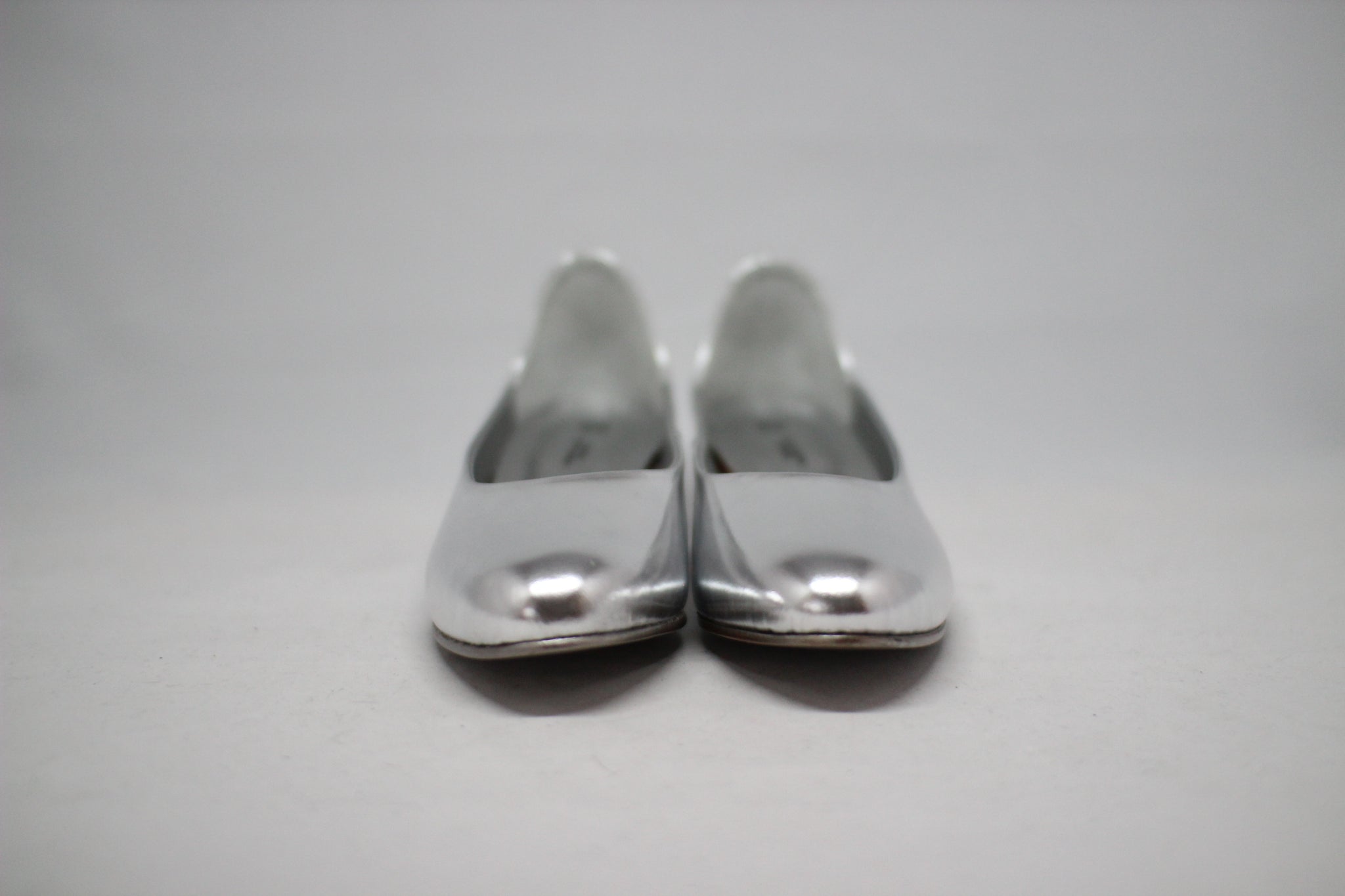 #043 SOFT SLIP ON SHOES / SILVER - 01