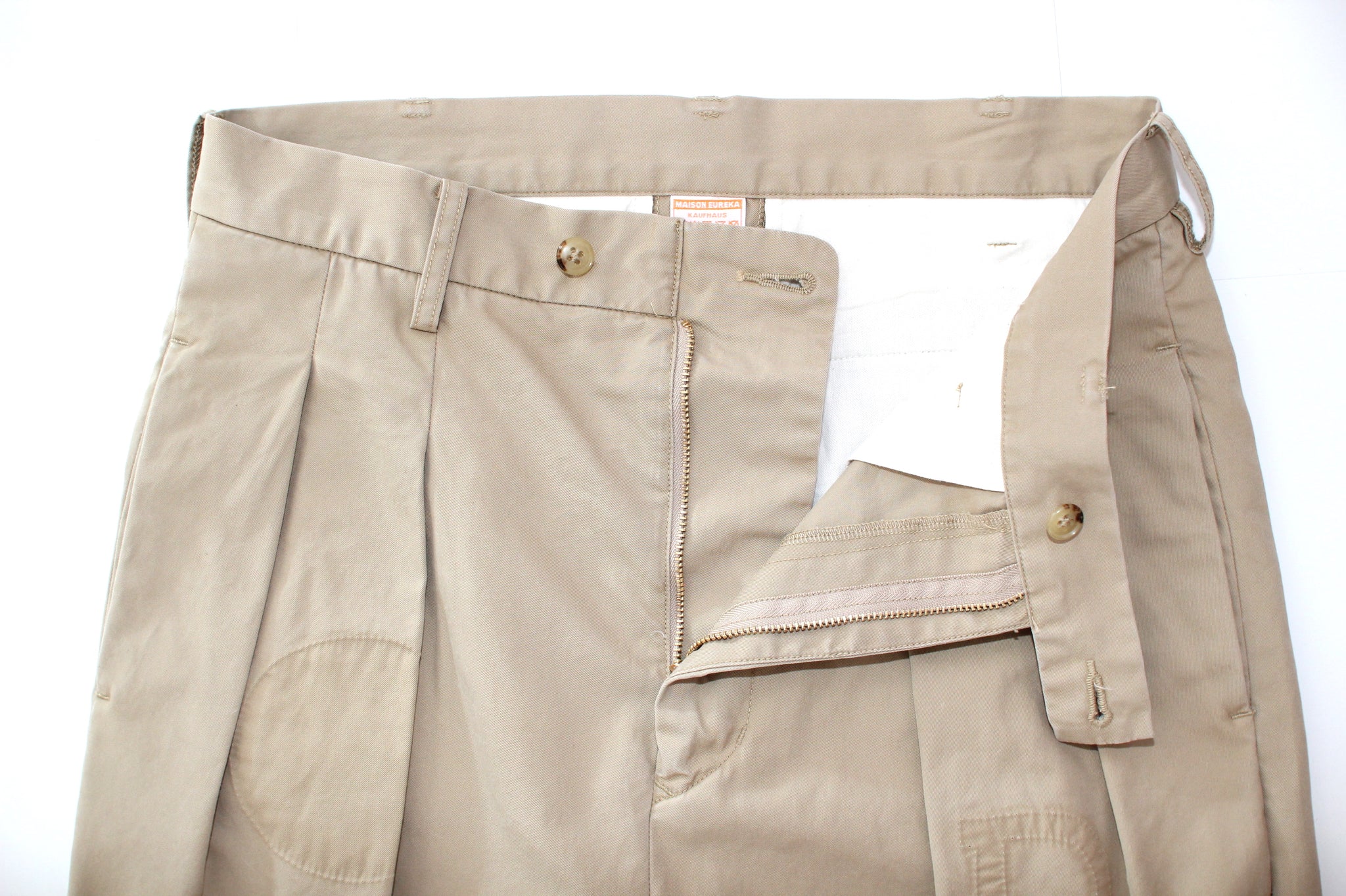 #161 BURBERRY CLOTH TUCK PANTS