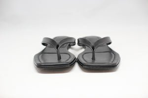 #138 TONG FLAT SANDAL