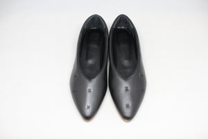 #135 KILTING FLAT SHOES