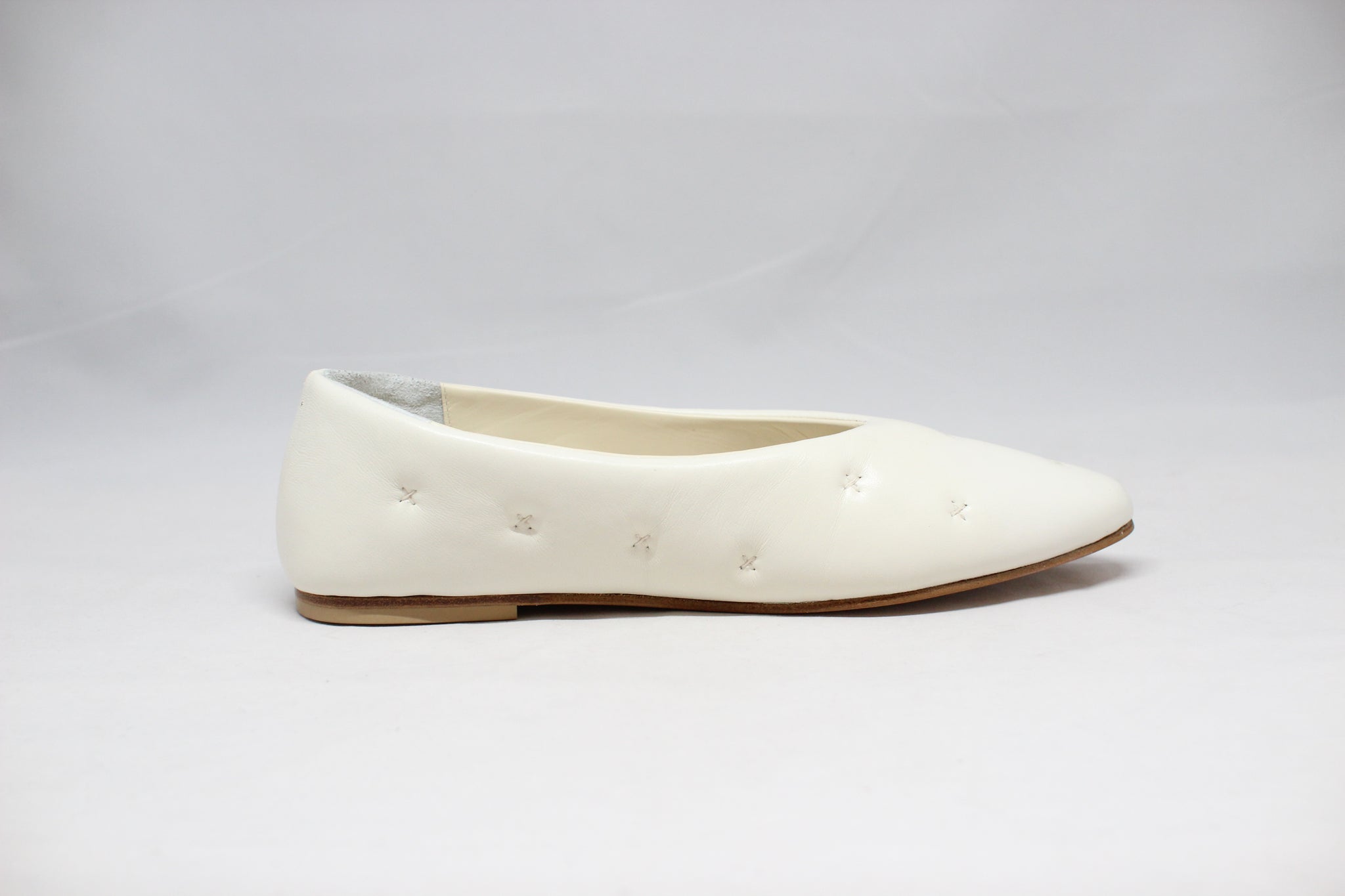 #135 KILTING FLAT SHOES