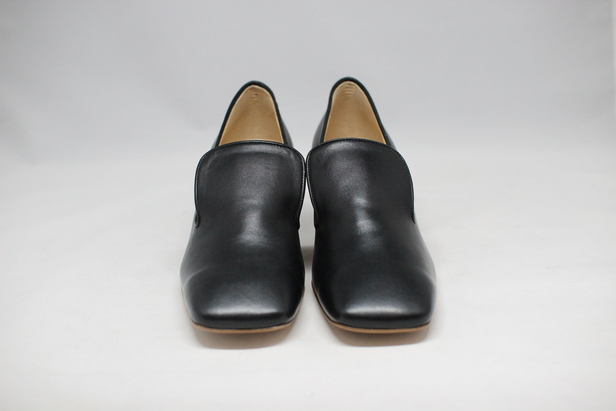 #238 LOAFER HEEL