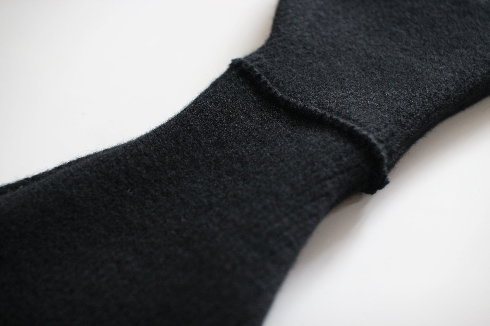 #267 COMPRESSED KNIT GLOVE
