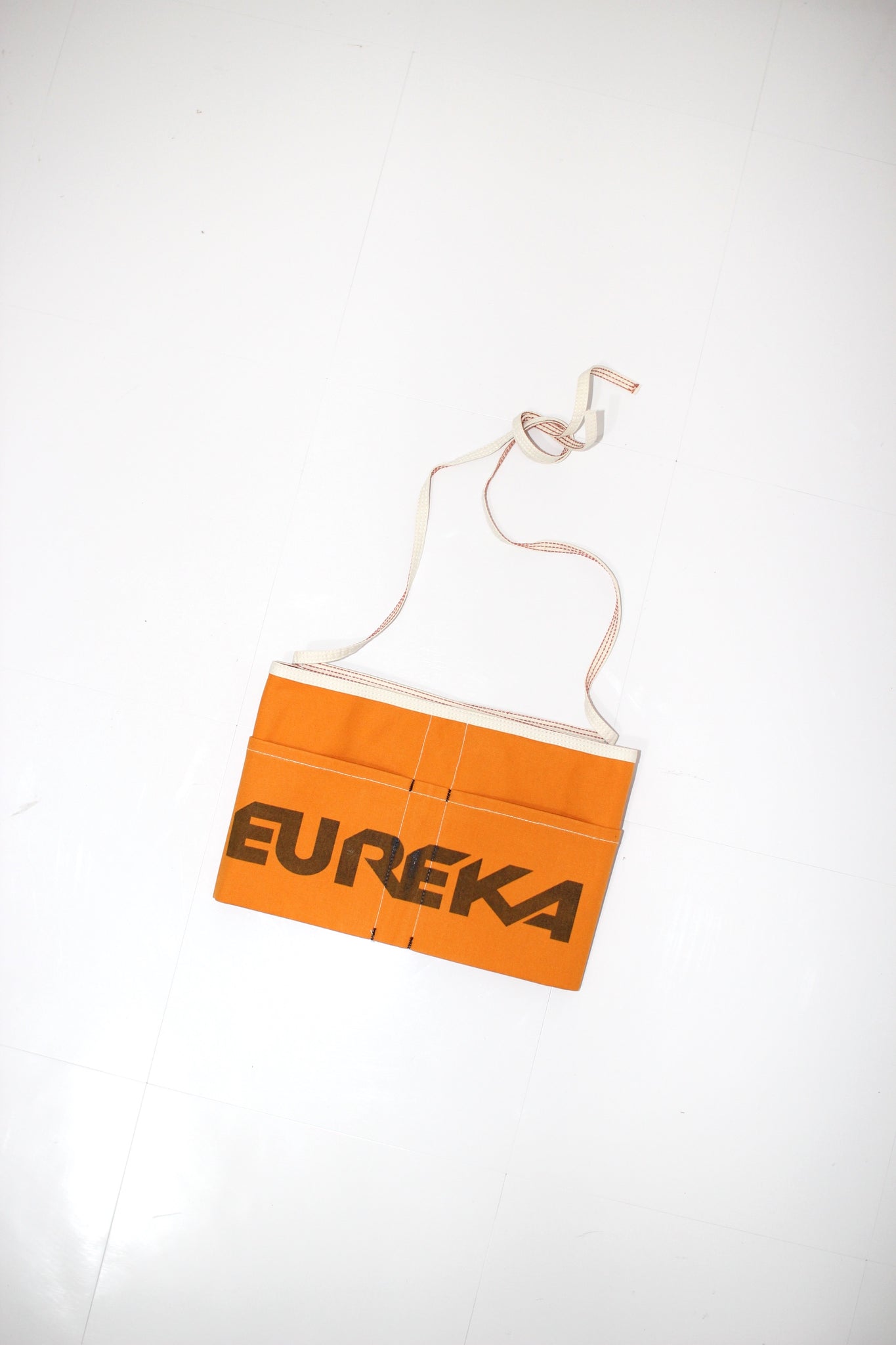 #096 EUREKA APRON WRAP