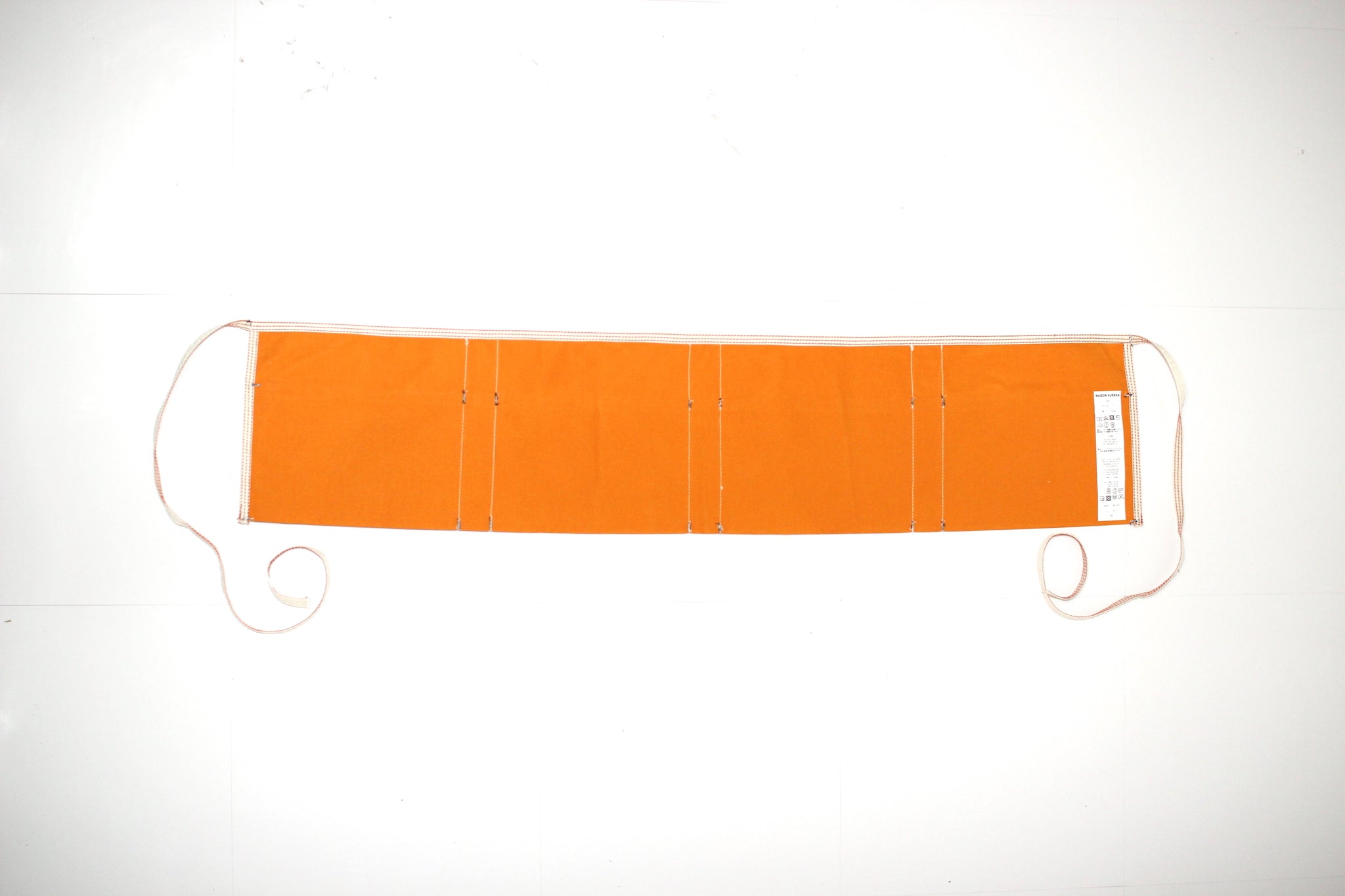 #096 EUREKA APRON WRAP