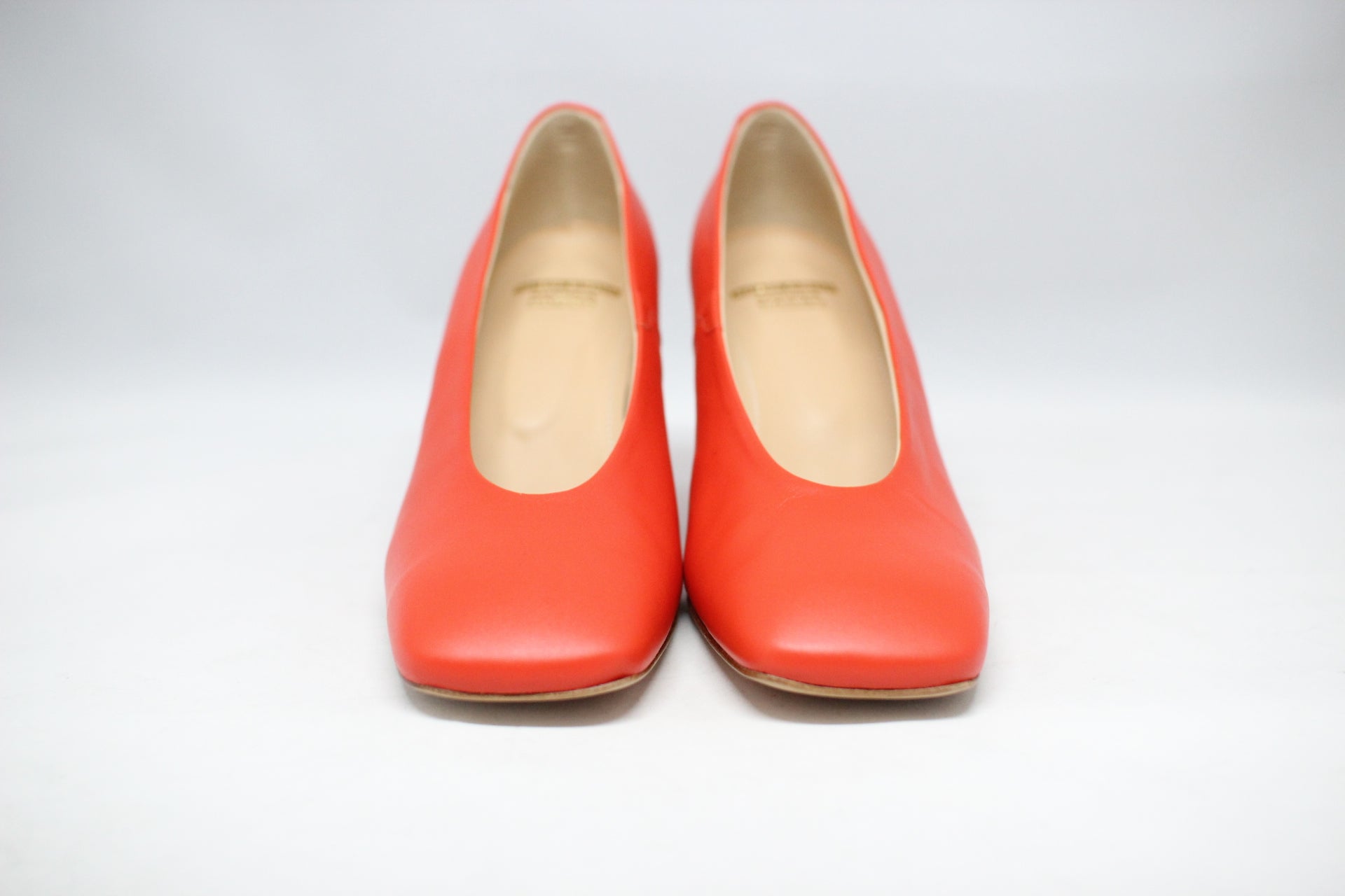 #239 SQUARE TOE RETRO PUMPS