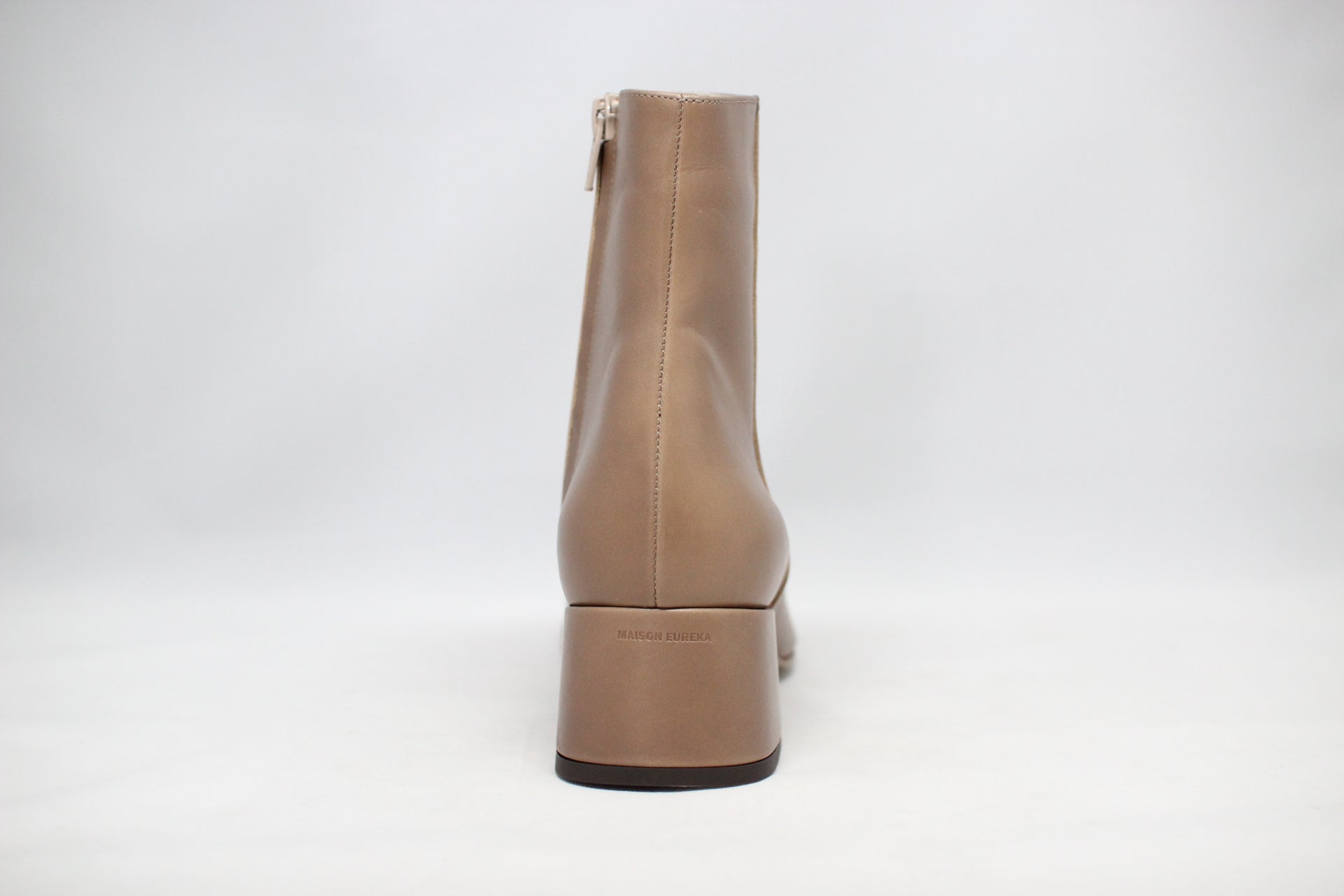 #057 SQUARE TOE SHORT BOOTS