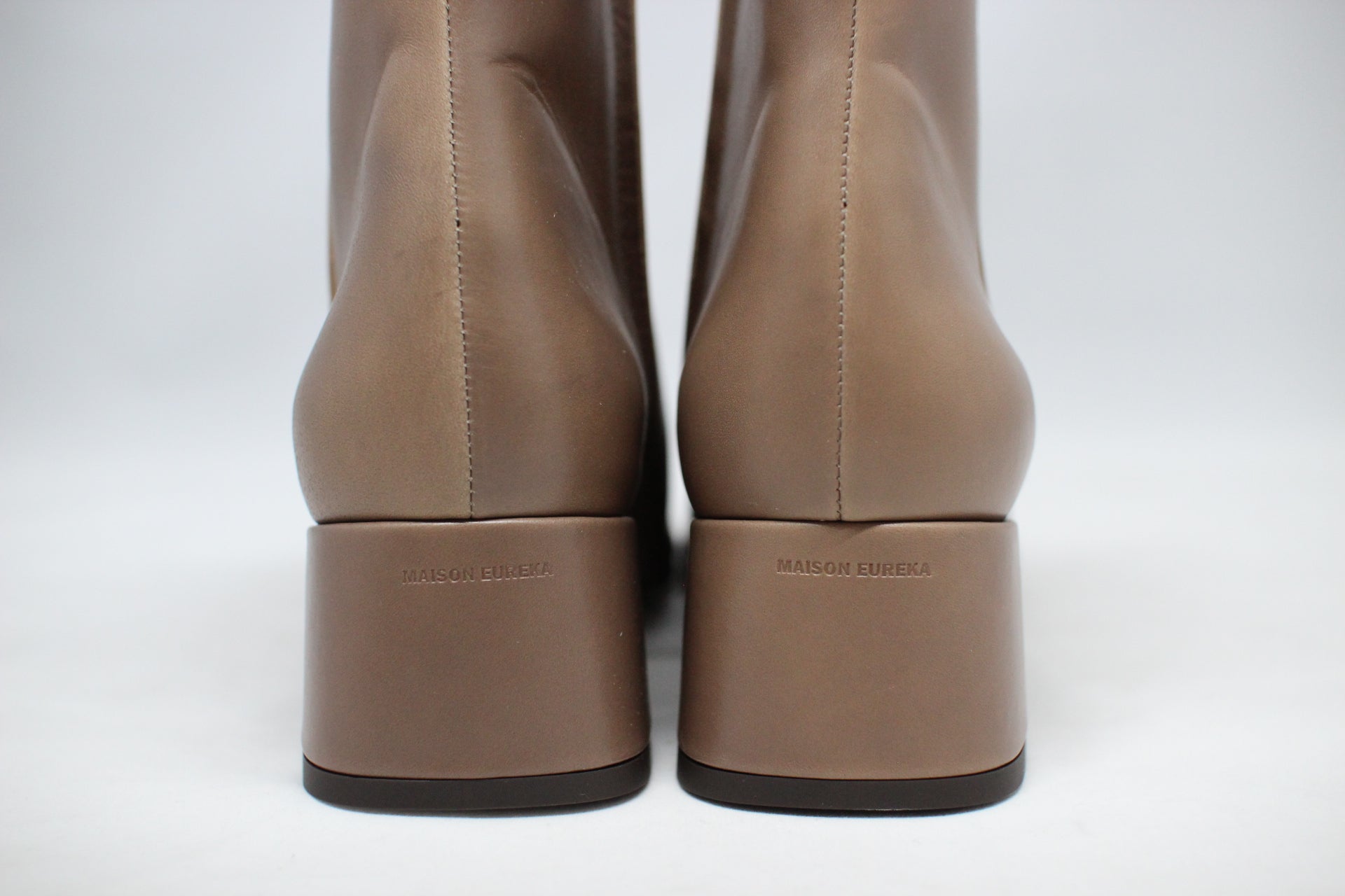 #057 SQUARE TOE SHORT BOOTS