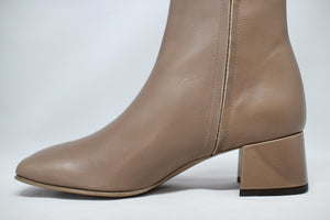 #057 SQUARE TOE SHORT BOOTS