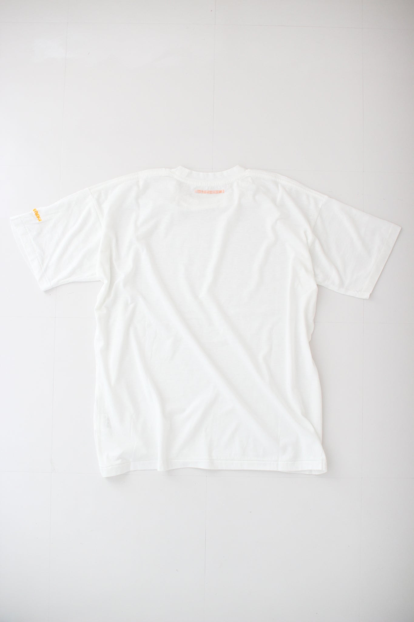 #045 LOGO T