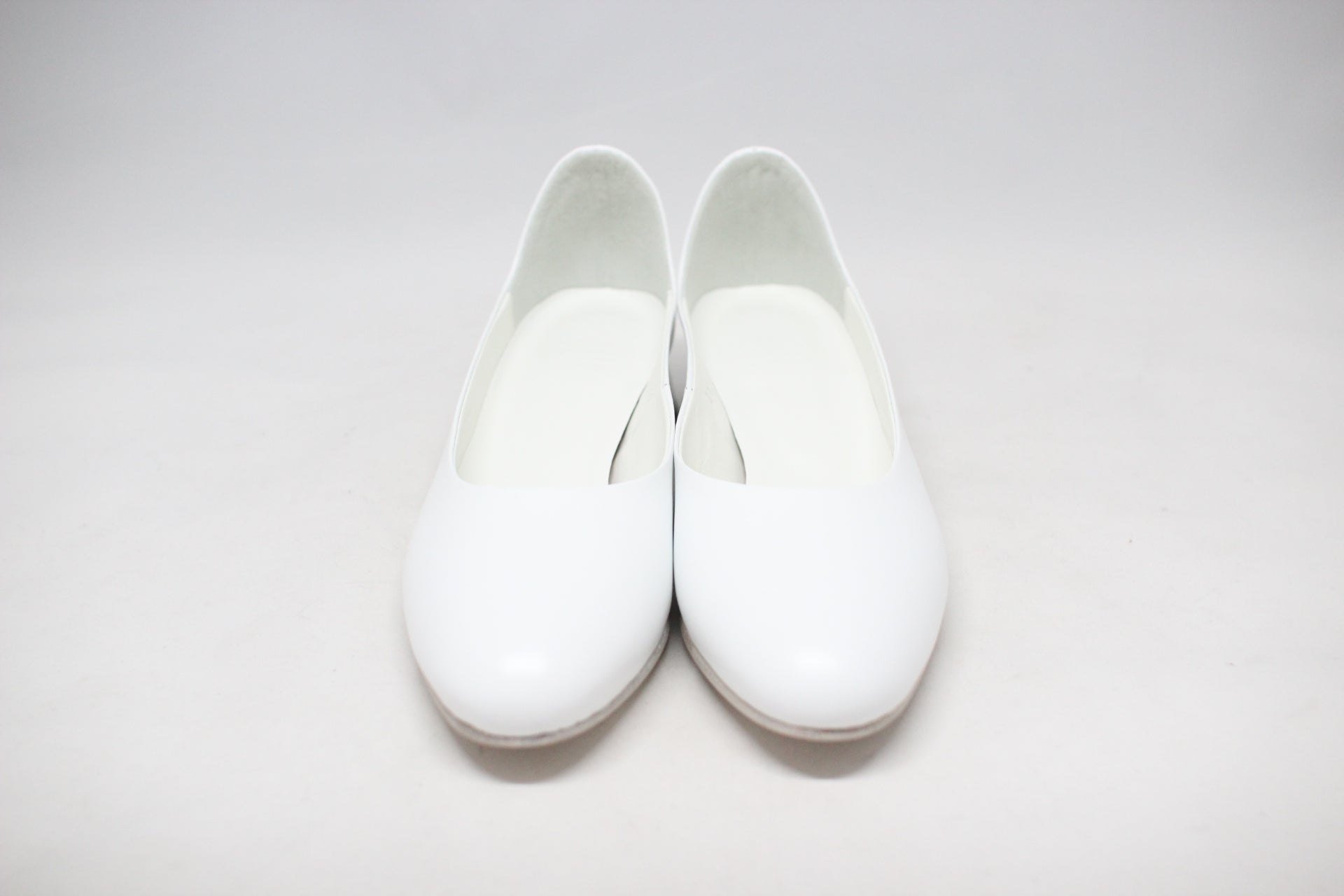 #043 SOFT SLIP ON SHOES