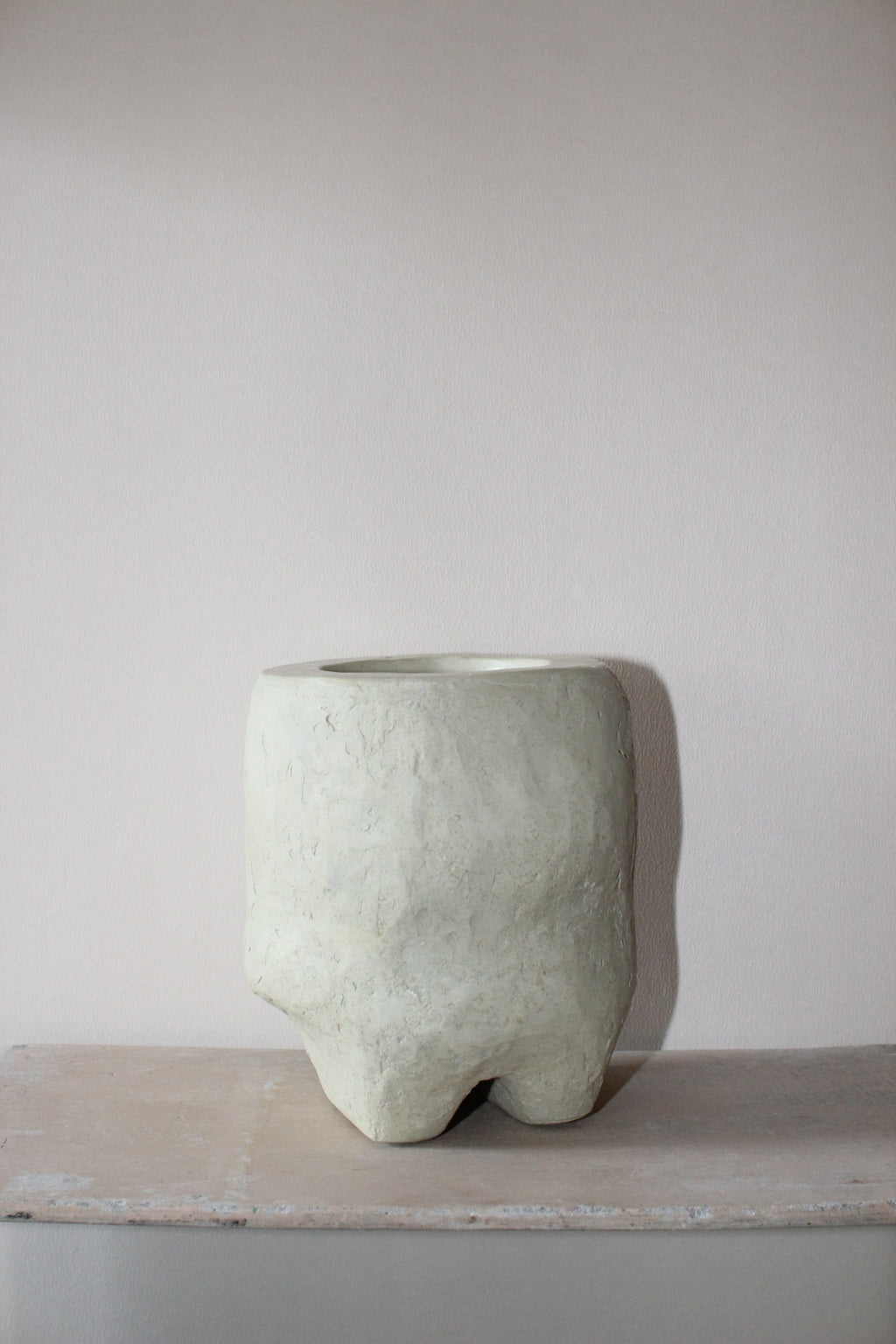 Yasmin Bawa / Legs Vessel