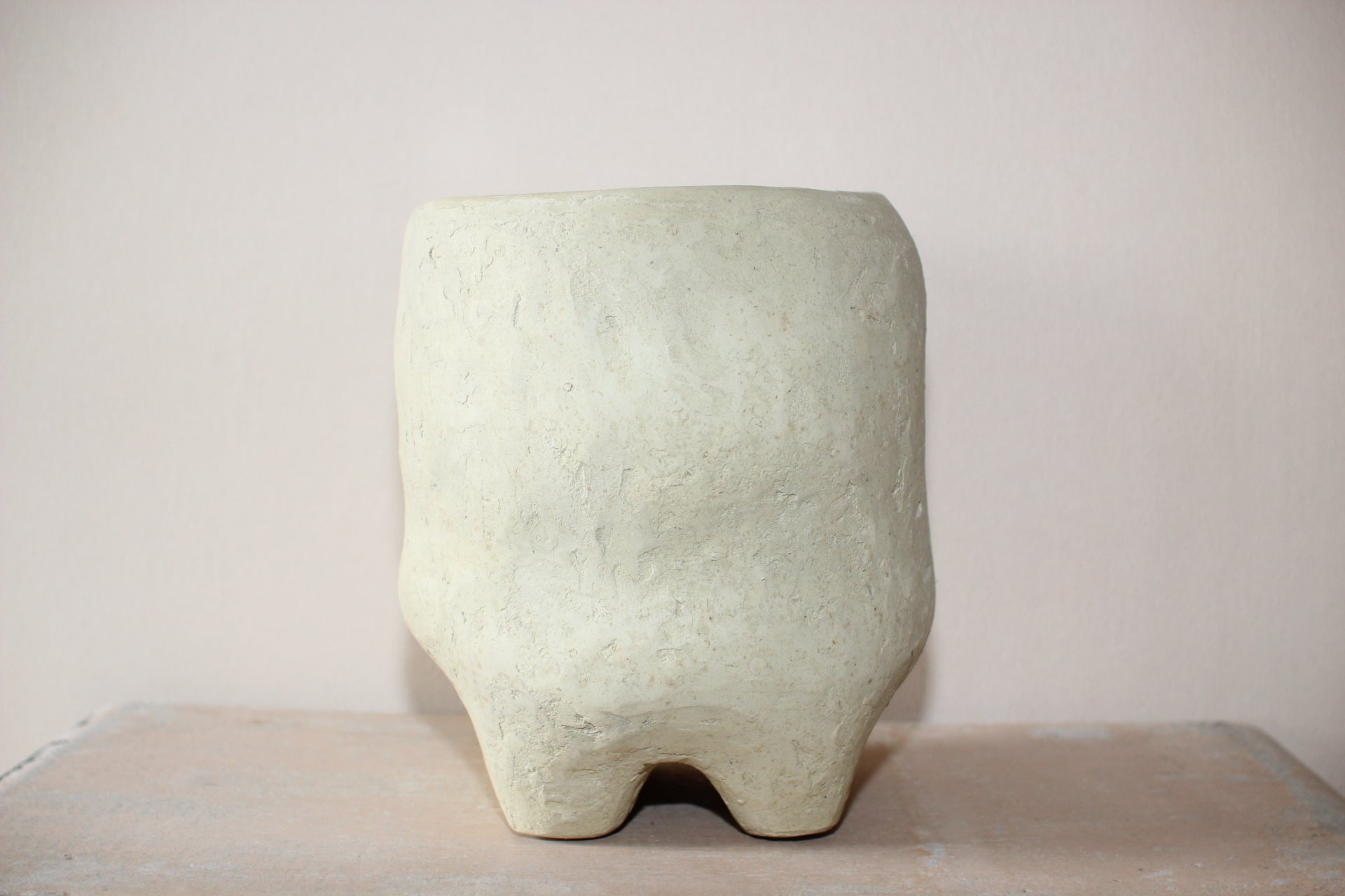 Yasmin Bawa / Legs Vessel