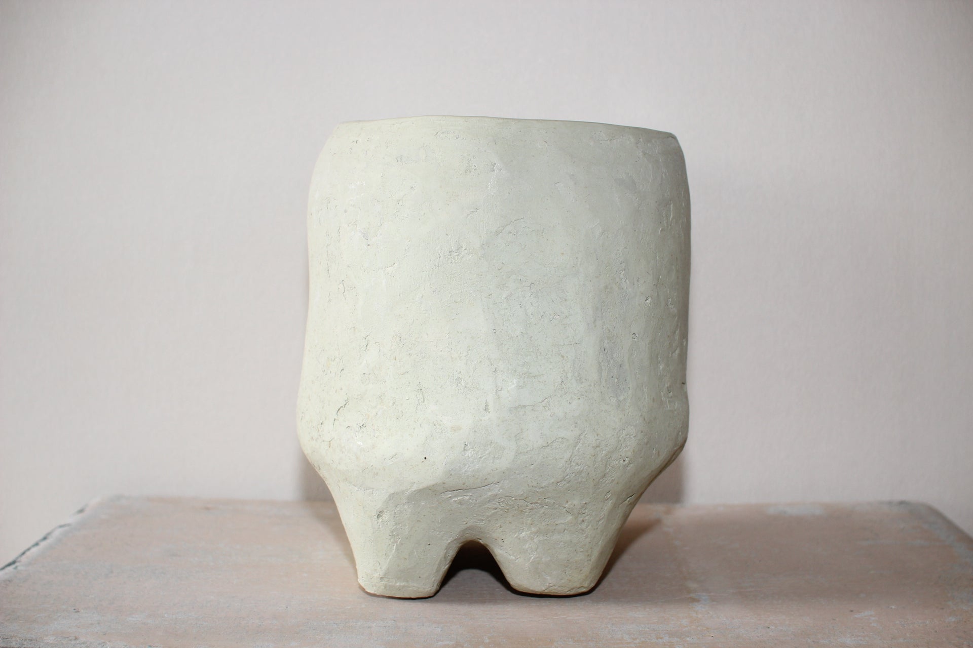 Yasmin Bawa / Legs Vessel