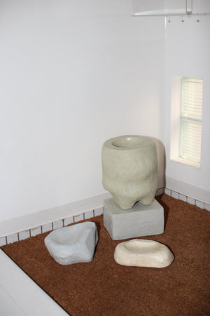 Yasmin Bawa / Legs Vessel