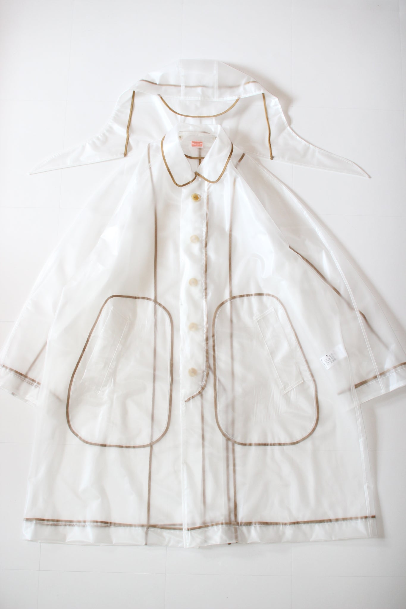 #190 THEMOPLASTIC RAIN COAT