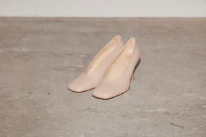 #239 SQUARE TOE RETRO PUMPS