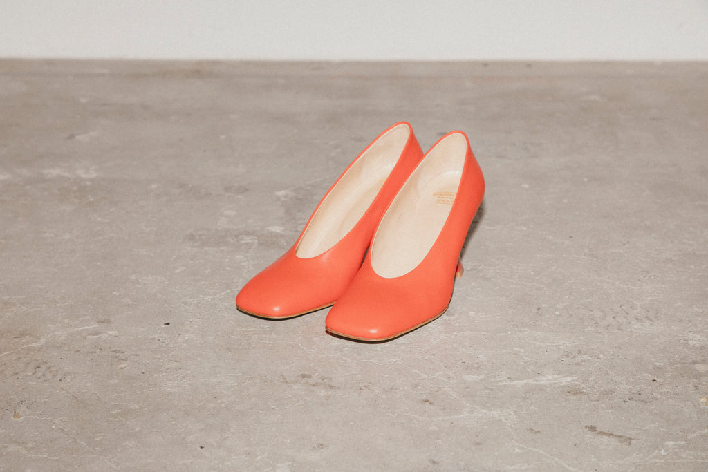 #239 SQUARE TOE RETRO PUMPS